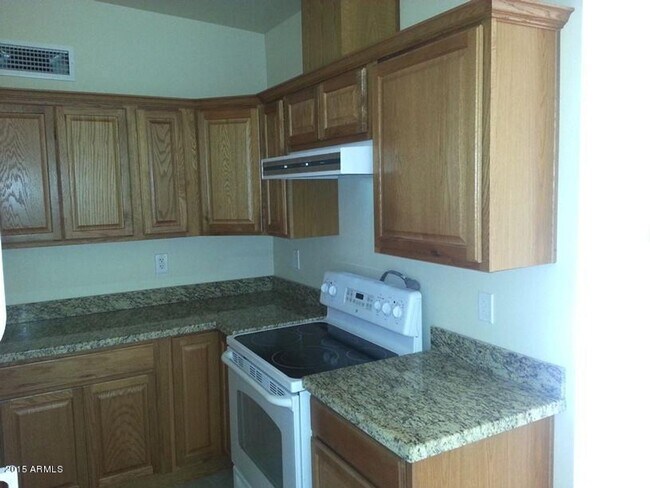 7010 N 68th Dr Glendale, AZ 85303 photo 4