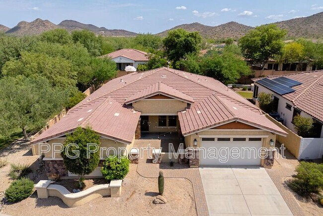 1748 W Aloe Vera Dr Phoenix, AZ 85085 photo 2