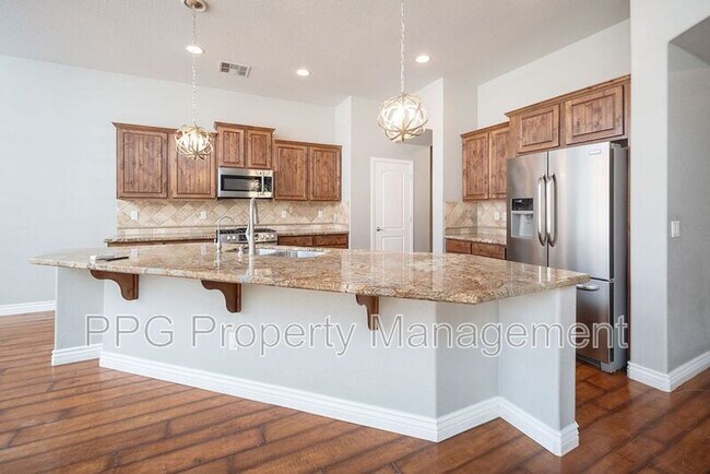 1748 W Aloe Vera Dr Phoenix, AZ 85085 photo 3