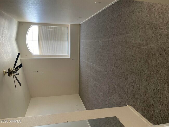 9307 E Wood Dr Scottsdale, AZ 85260 photo 3