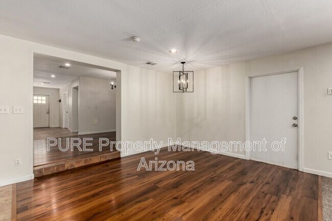 510 W McNeil St Phoenix, AZ 85041 photo 3