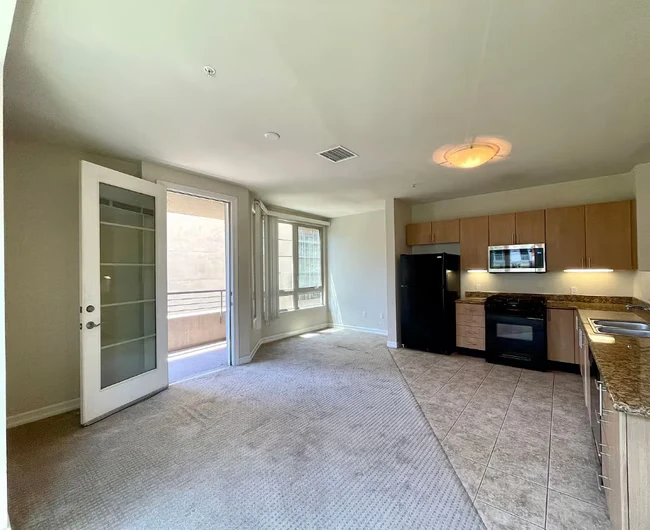 1465 C St San Diego, CA 92101 photo 4