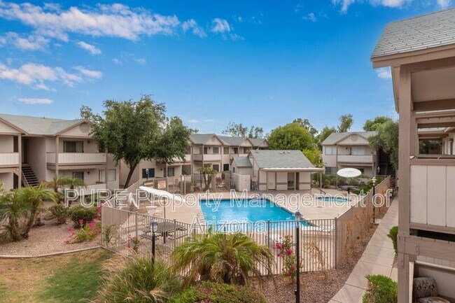 616 S Hardy Dr Tempe, AZ 85281 photo 5