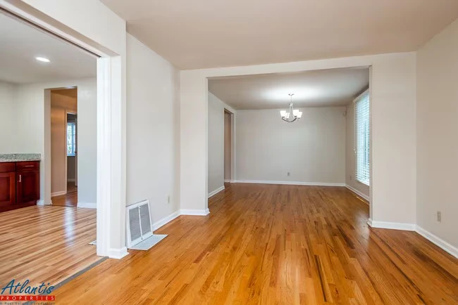 215 Topeka Ave San Jose, CA 95126 photo 4