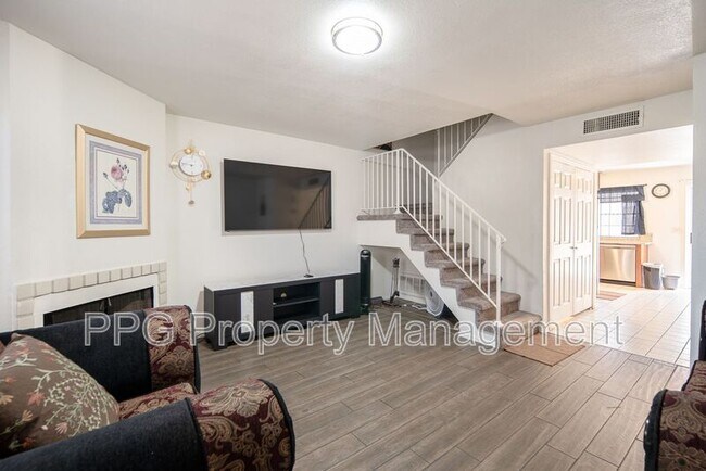 7977 W Wacker Rd Peoria, AZ 85381 photo 3