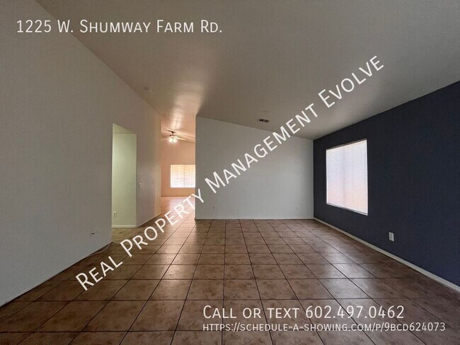 1225 W Shumway Farm Rd Phoenix, AZ 85041 photo 4