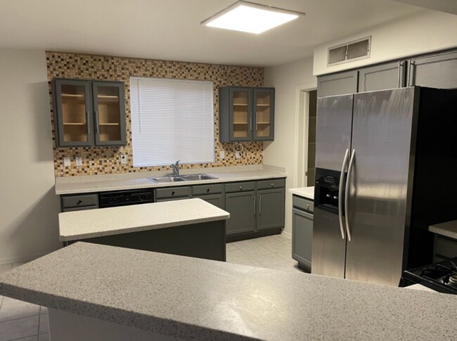 23434 N 21st Wy Phoenix, AZ 85024 photo 5