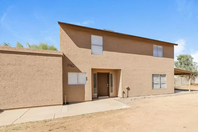 1420 E Topeka Dr Phoenix, AZ 85024 photo 4