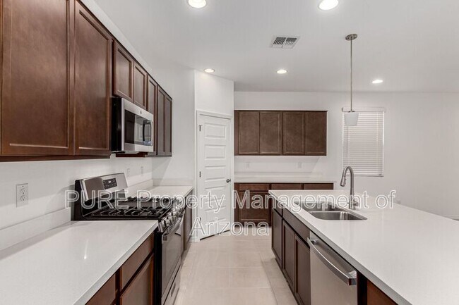3810 N 101st Ave Avondale, AZ 85392 photo 5