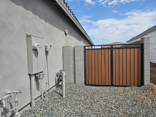 2942 E Manzanila Ave San Tan Valley, AZ 85140 photo 4