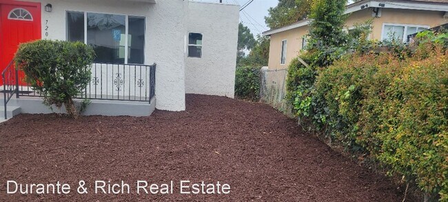 720 Jewell Dr San Diego, CA 92113 photo 3