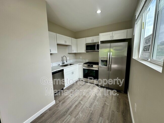 4814 54th St San Diego, CA 92115