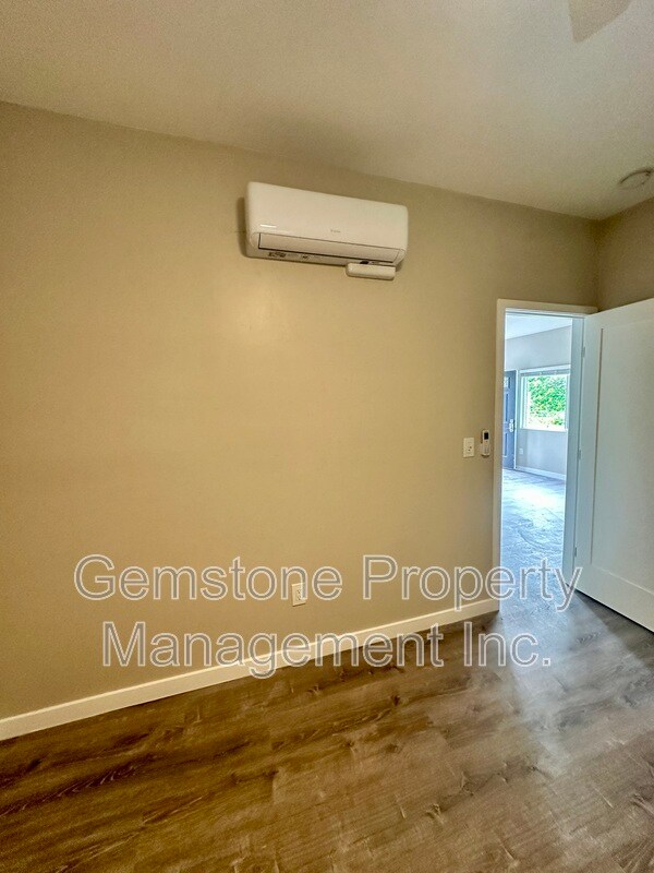 4814 54th St San Diego, CA 92115 photo 5