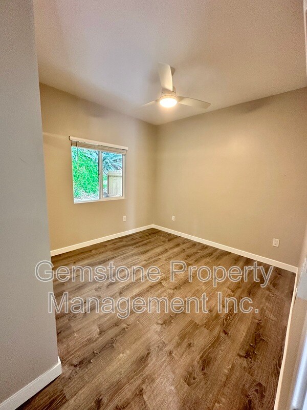 4814 54th St San Diego, CA 92115 photo 3
