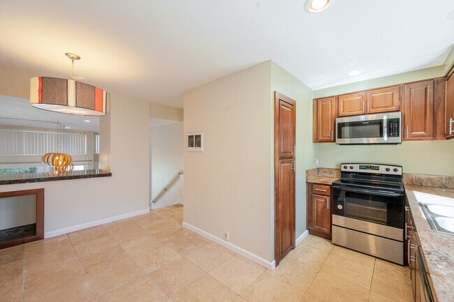 3330 Via Alicante San Diego, CA 92037 photo 5