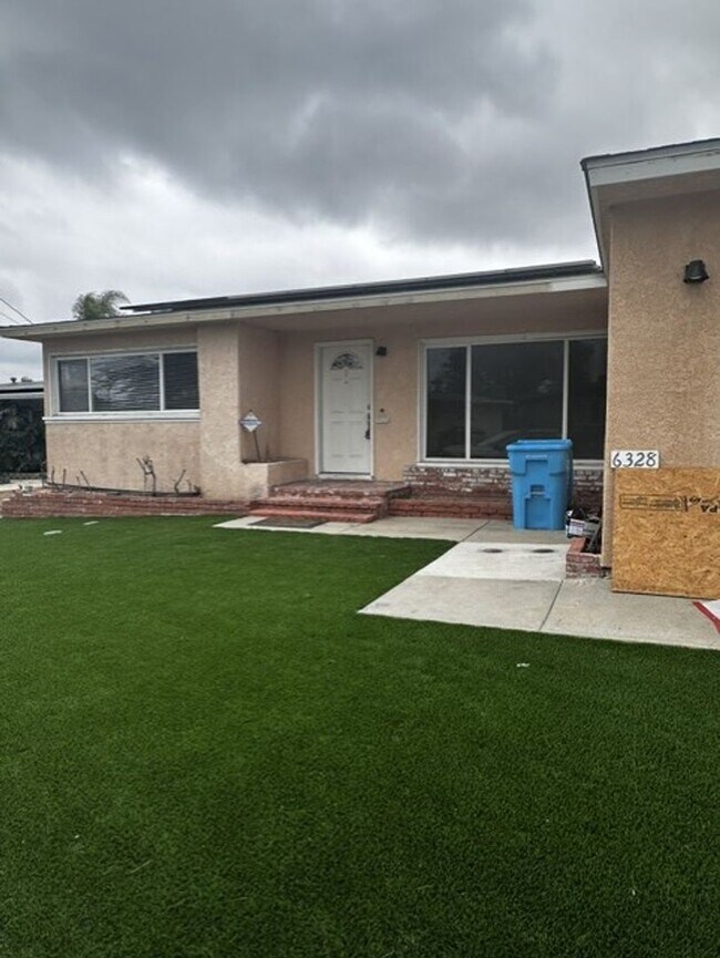 6328 Cleo St San Diego, CA 92115