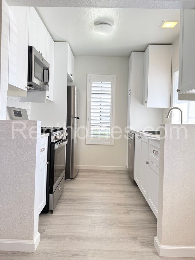 8521 Summerdale Rd San Diego, CA 92126 photo 5