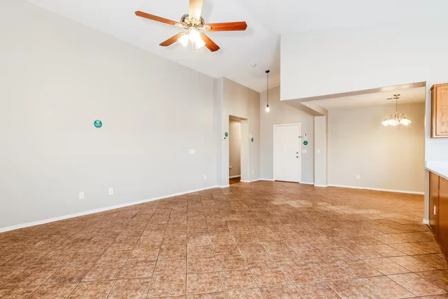 13710 N 124th Ln El Mirage, AZ 85335 photo 5