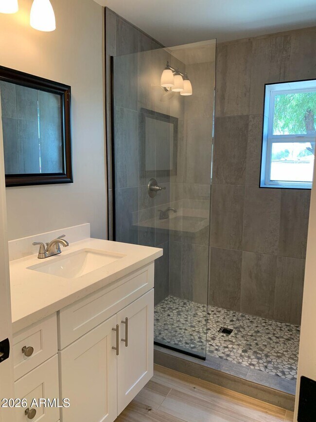 3415 E Sheridan St Phoenix, AZ 85008 photo 4
