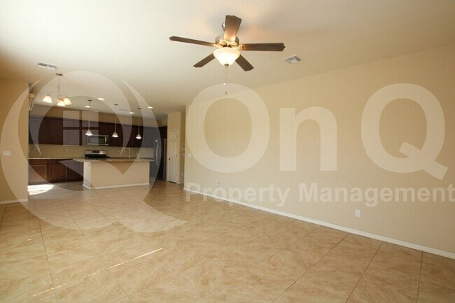 696 N Sparrow Ct Gilbert, AZ 85234 photo 4