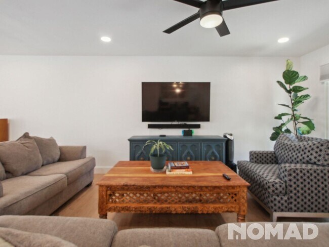 12820 N 16th Ave Phoenix, AZ 85029 photo 5