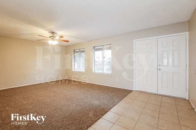 9047 N 48th Ave Glendale, AZ 85302 photo 4