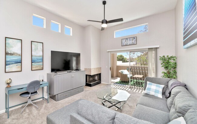11260 N 92nd St Scottsdale, AZ 85260 photo 2