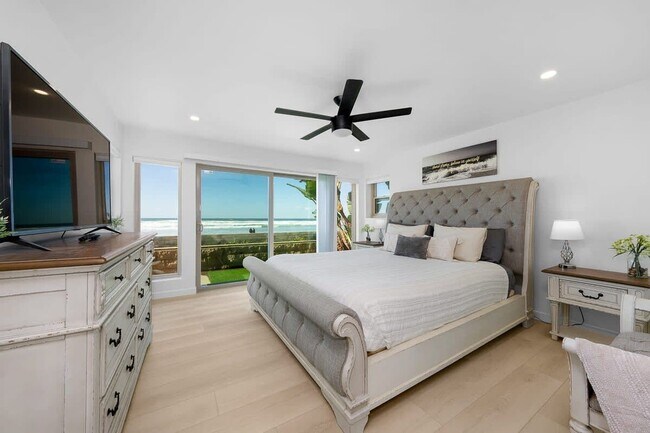 3901 Ocean Front Walk San Diego, CA 92109 photo 4