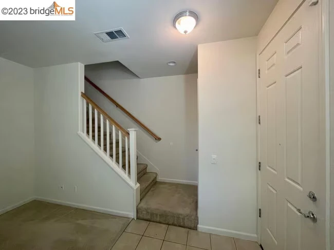 1026 Martin Luther King Dr Hayward, CA 94541 photo 4