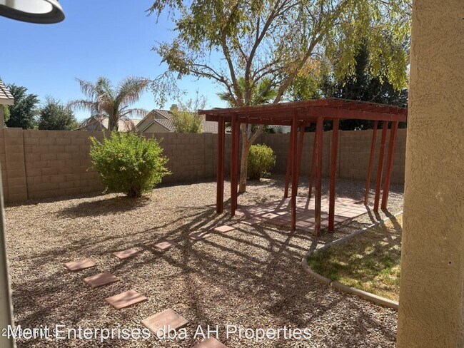 21805 E Camina Plata Queen Creek, AZ 85142 photo 2