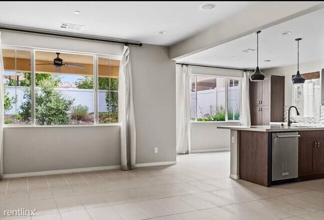 32396 Magee Ln Temecula, CA 92592 photo 4