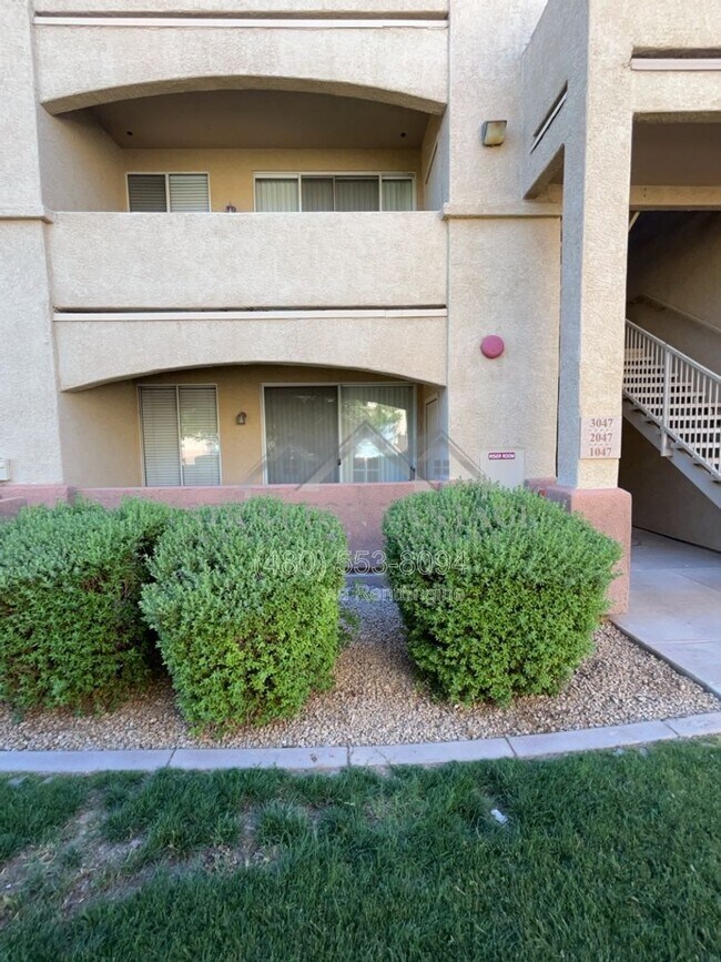2134 E Broadway Rd Tempe, AZ 85282 photo 2