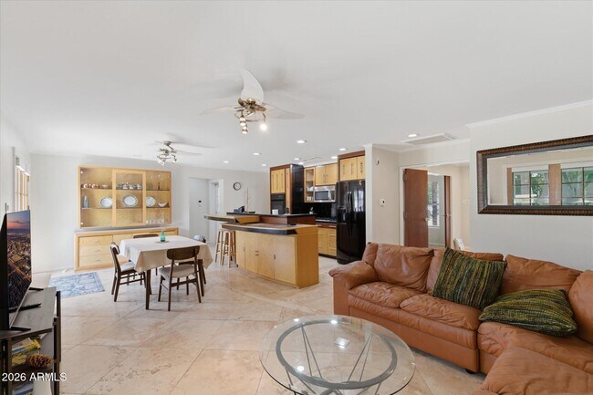 4613 E Vernon Ave Phoenix, AZ 85008 photo 5