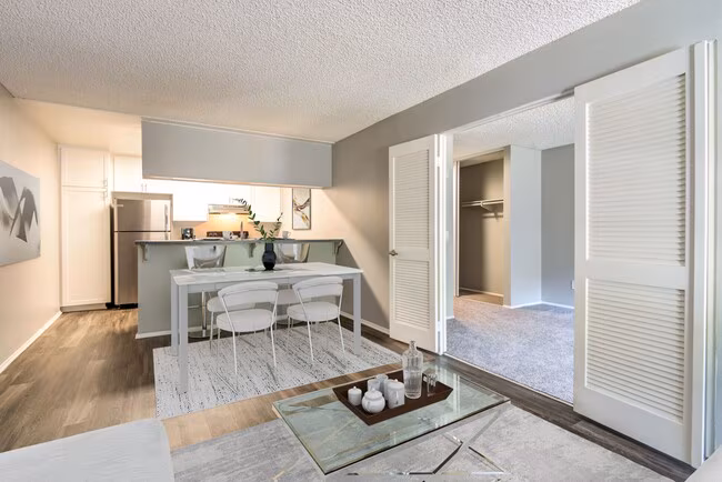 Hillside Terrace Apartments photo 4