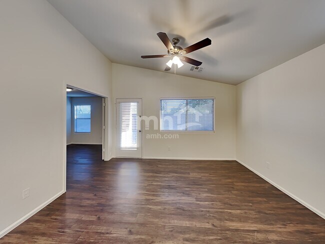 16563 W Melvin St Goodyear, AZ 85338 photo 5