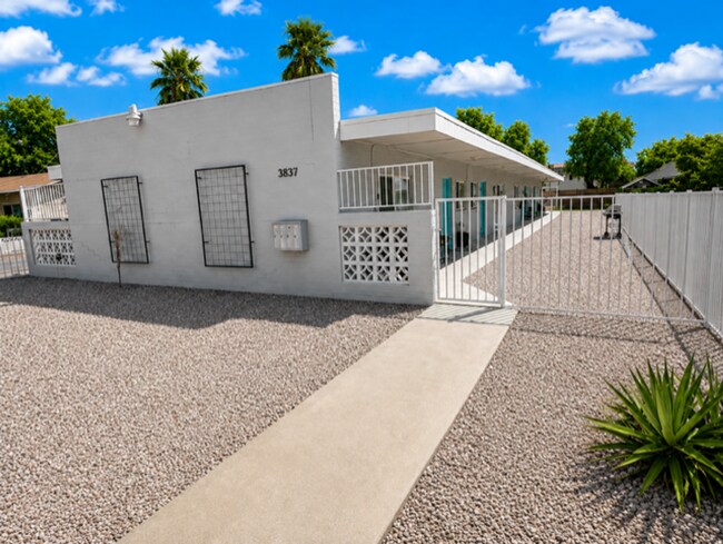3837 N 4th St Phoenix, AZ 85012 photo 2