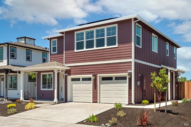 1480 Wrigley Ave Santa Rosa, CA 95407 photo 2