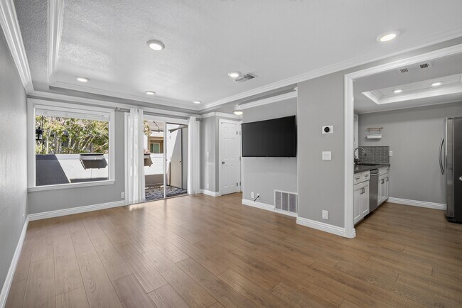 801 W California Ave Sunnyvale, CA 94086 photo 2