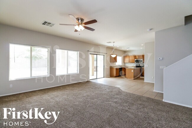 2913 W Gold Dust Ave San Tan Valley, AZ 85142 photo 2