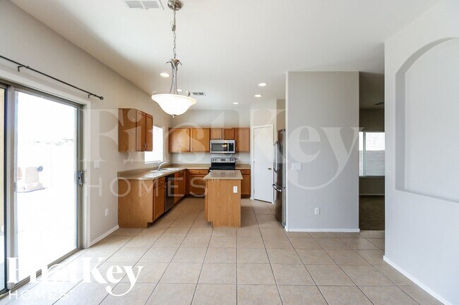 2913 W Gold Dust Ave San Tan Valley, AZ 85142 photo 5