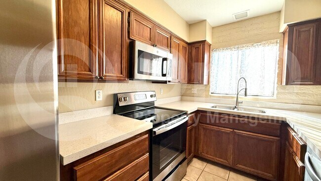 4410 E Hubbell St Phoenix, AZ 85008 photo 5