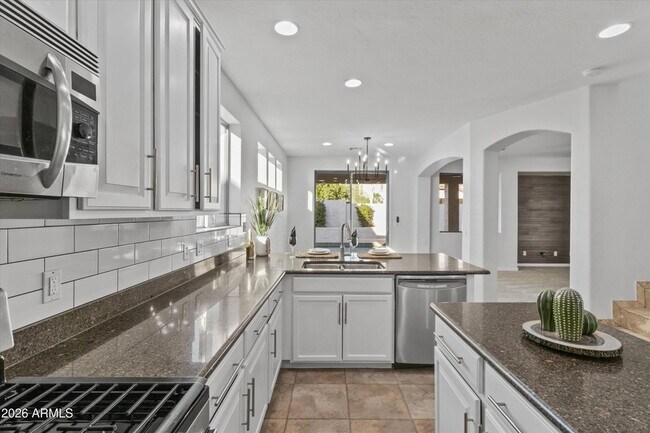 17646 W Statler Dr Surprise, AZ 85388 photo 5