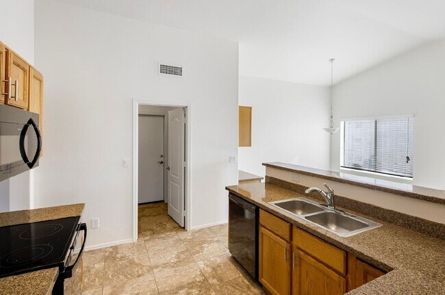 3106 N Sea Pines Mesa, AZ 85215 photo 5