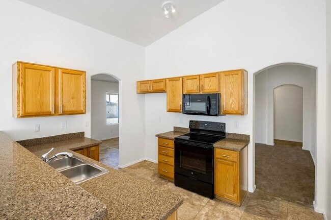 3106 N Sea Pines Mesa, AZ 85215 photo 4