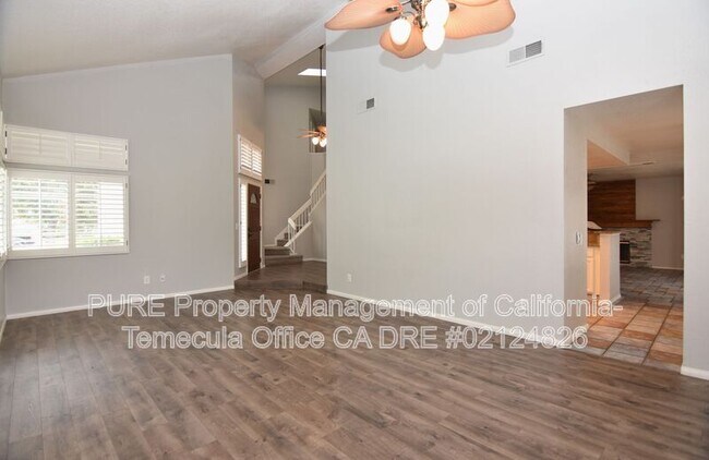 23905 Corinth Dr Murrieta, CA 92562 photo 3