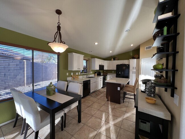 30091 N Maravilla Dr San Tan Valley, AZ 85143 photo 4