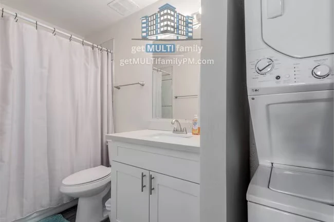 515 W Pebble Beach Dr Tempe, AZ 85282 photo 4
