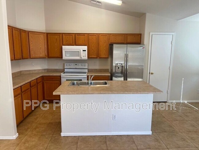 8409 W Payson Rd Tolleson, AZ 85353 photo 3