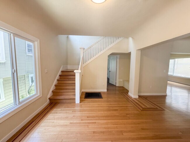 604 56th St Oakland, CA 94609 photo 4