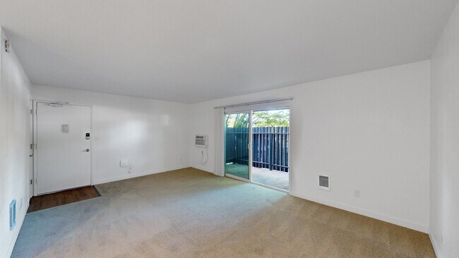 511 Alameda del Prado Novato, CA 94949 photo 4